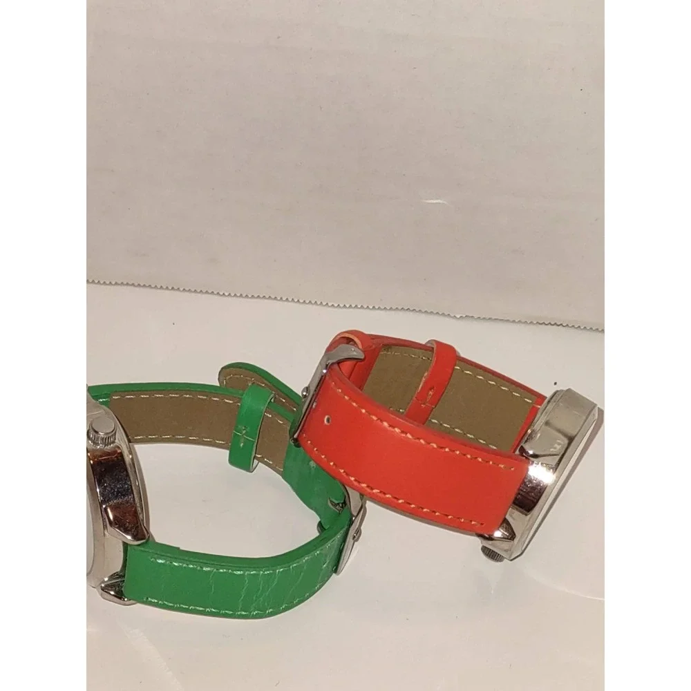 2 Avon Watches His + Hers Green Pink Quartz Movement Analog ACT Japan NEW NO BOX